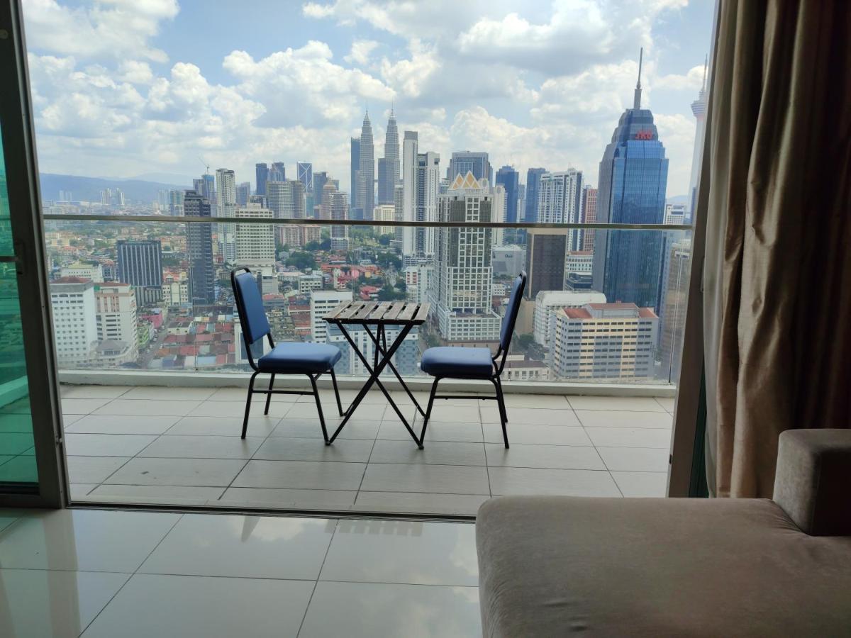 Wonderful Klcc View At Regalia Suites Kuala Lumpur Luaran gambar